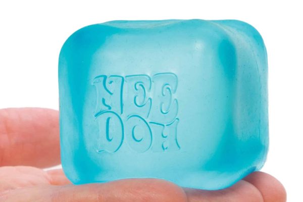 TikTok挑戰變災難!女童模仿微波爐玩具,結果引發爆炸,燒傷毀容