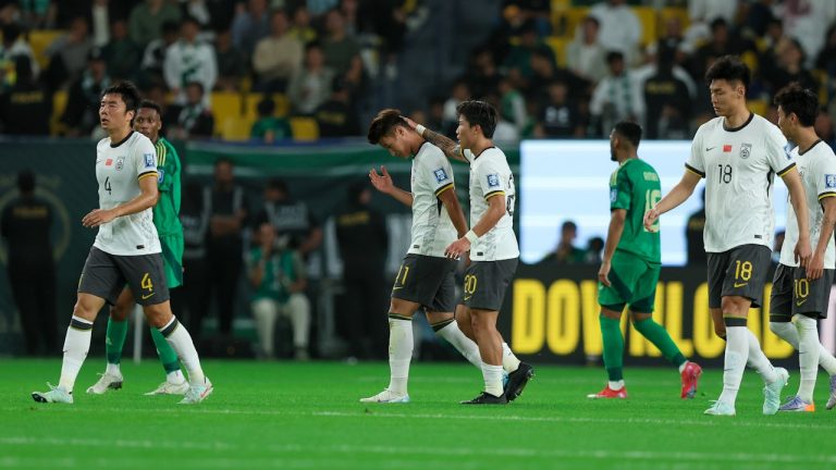 世界盃外圍賽：國足林良銘一腳送走沙特主將