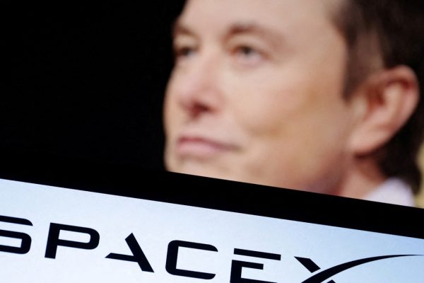馬斯克再次引發爭議:意大利國防部長停止就SpaceX的Starlink項目進行談判