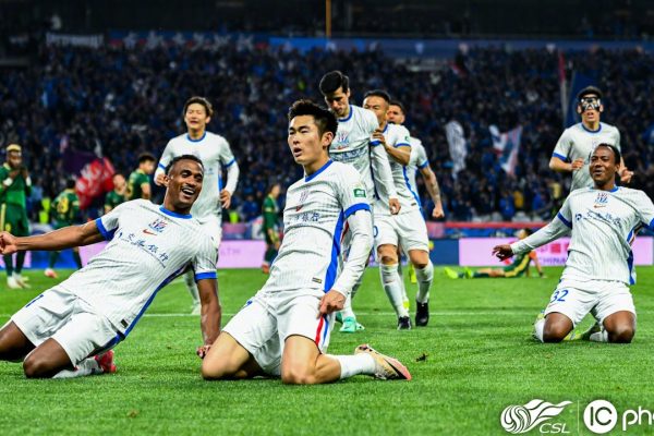 中超 | 申花绝杀!陈晋一后备登场,一击封王