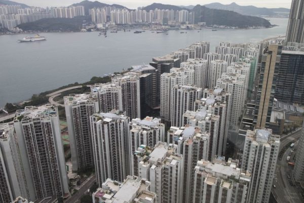 「太古城蝕讓驚傳:兩房戶僅748萬易手,貶值近5%」