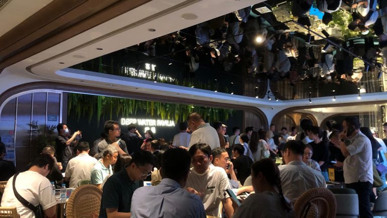 黃竹坑滶晨首日熱銷1300票　超額認購逾11倍