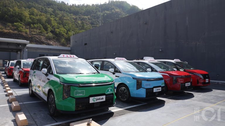 「的士車隊招聘困境：大黃蜂車隊選擇質勝於量」