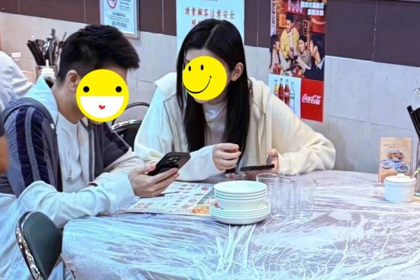 「豪門夫婦低調澳門平民餐廳用餐」